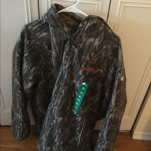 NWT mossy oak hunting zip up hoodie
